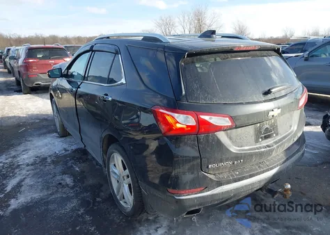 2018 Chevrolet Equinox Premier z USA, uszkodzony, nr VIN 3GNAXWEX2JL398462
